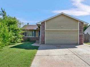 11317 W Carr Ct, Wichita, KS 67209