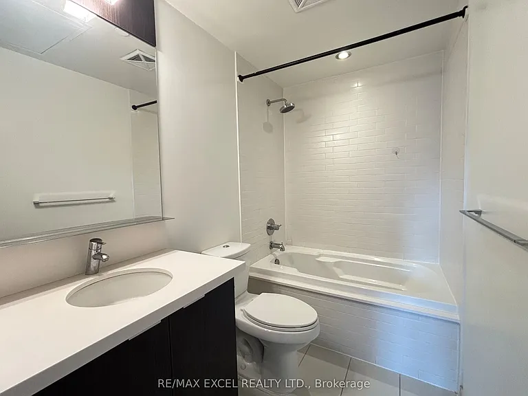 21 Widmer St #901 — Photo 17