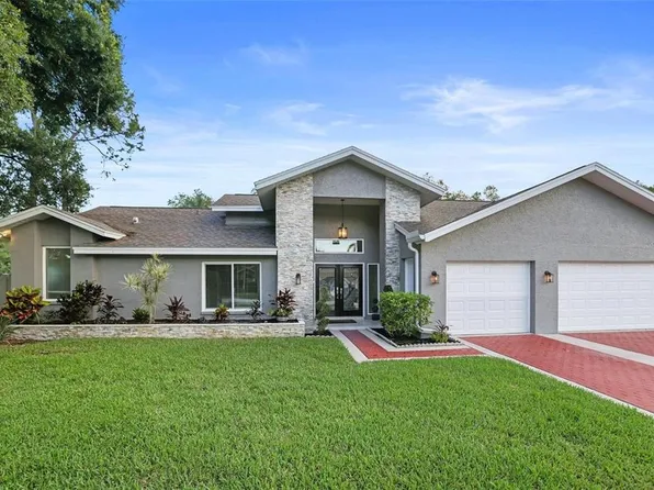 3297 Valemoor Dr, Palm Harbor, FL 34685