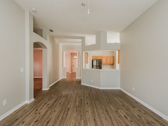 4th image of 9603 Laurel Ledge Dr