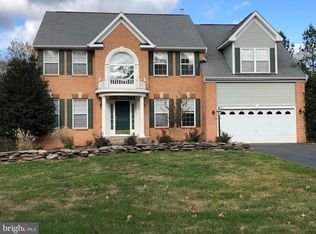 9584 Cloverhill Rd, Manassas, VA 20110