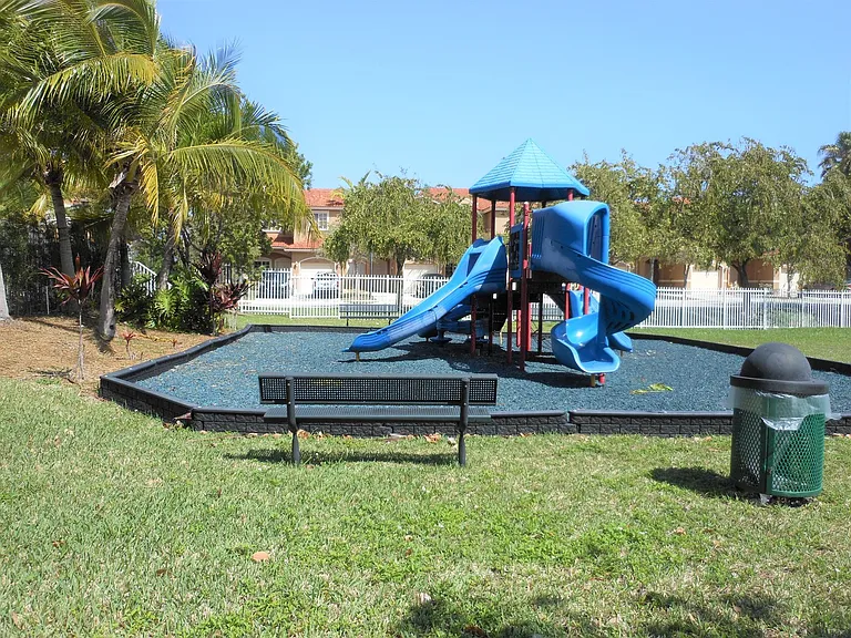 21459 SW 86th Pl — Photo 21