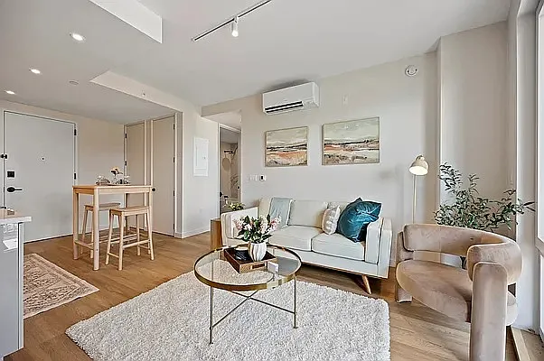 16 West St #420 — Photo 3