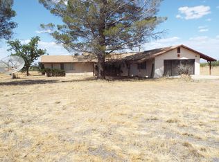 37 E Apache Way, Cochise, AZ 85606