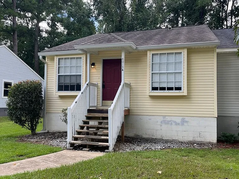 4013 Catawba St #A — Photo 2