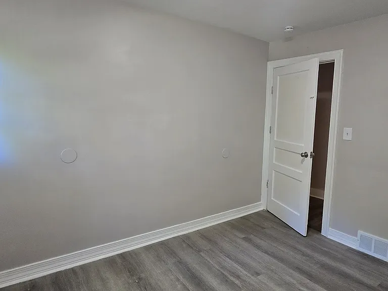 2912 Woodleigh St #2 — Photo 14