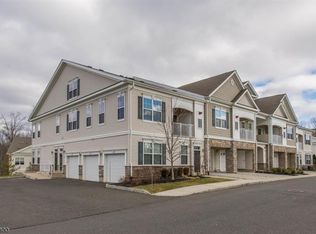 1303 Meadow Brook Ct, Whippany, NJ 07981