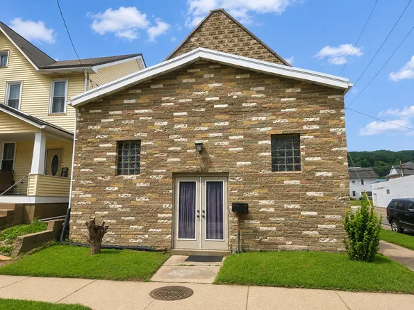 539 4th Ave, Ford City, PA 16226