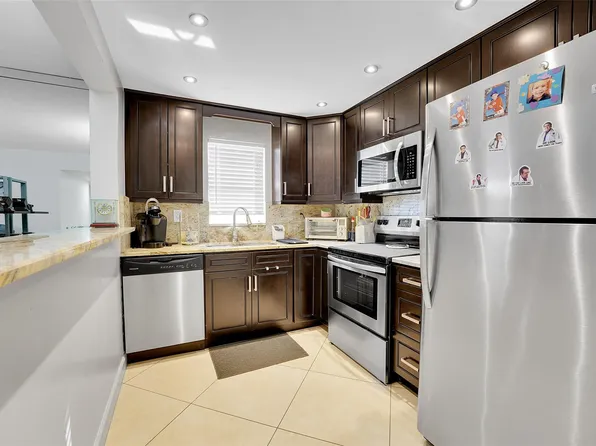 4157 NW 90th Avenue #101, Coral Springs, FL 33065