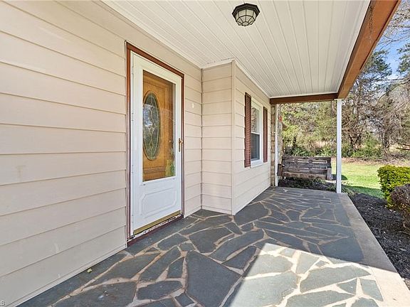 2nd image of 1901 Mount Olivet Church Rd