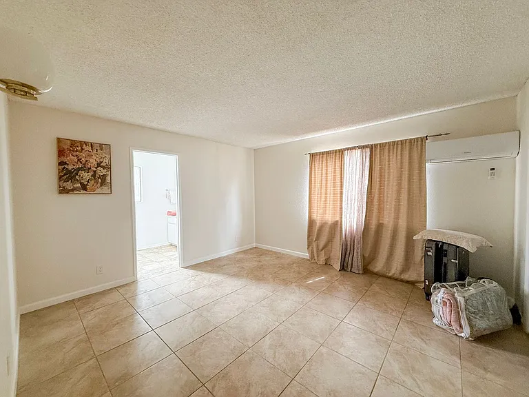 7496 Church St — Photo 10