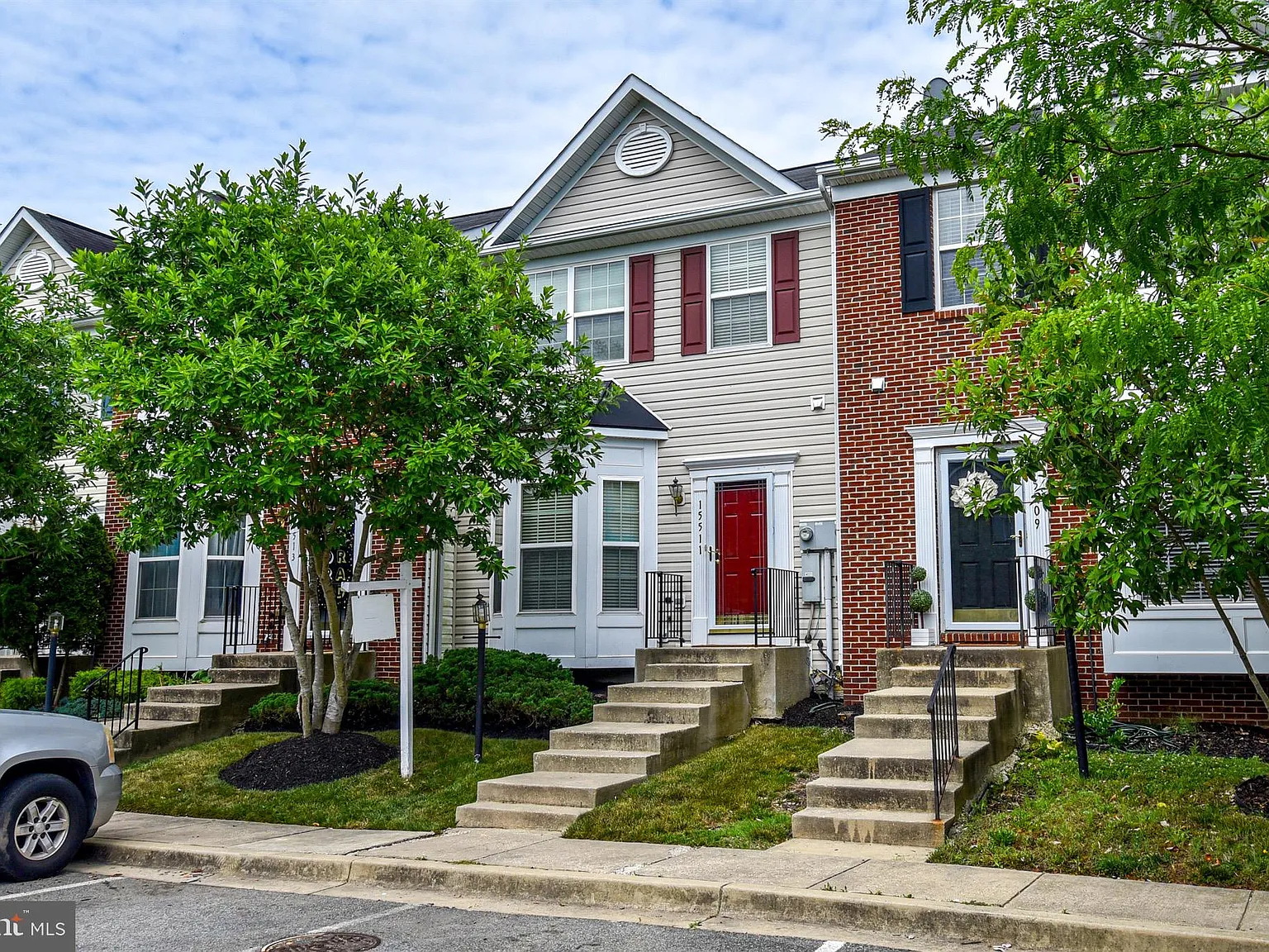 3 bed, 3.5 bath, 1412 sqft, $2,850 — Photo 4