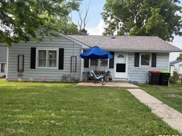 425 High St, Creve Coeur, IL 61610