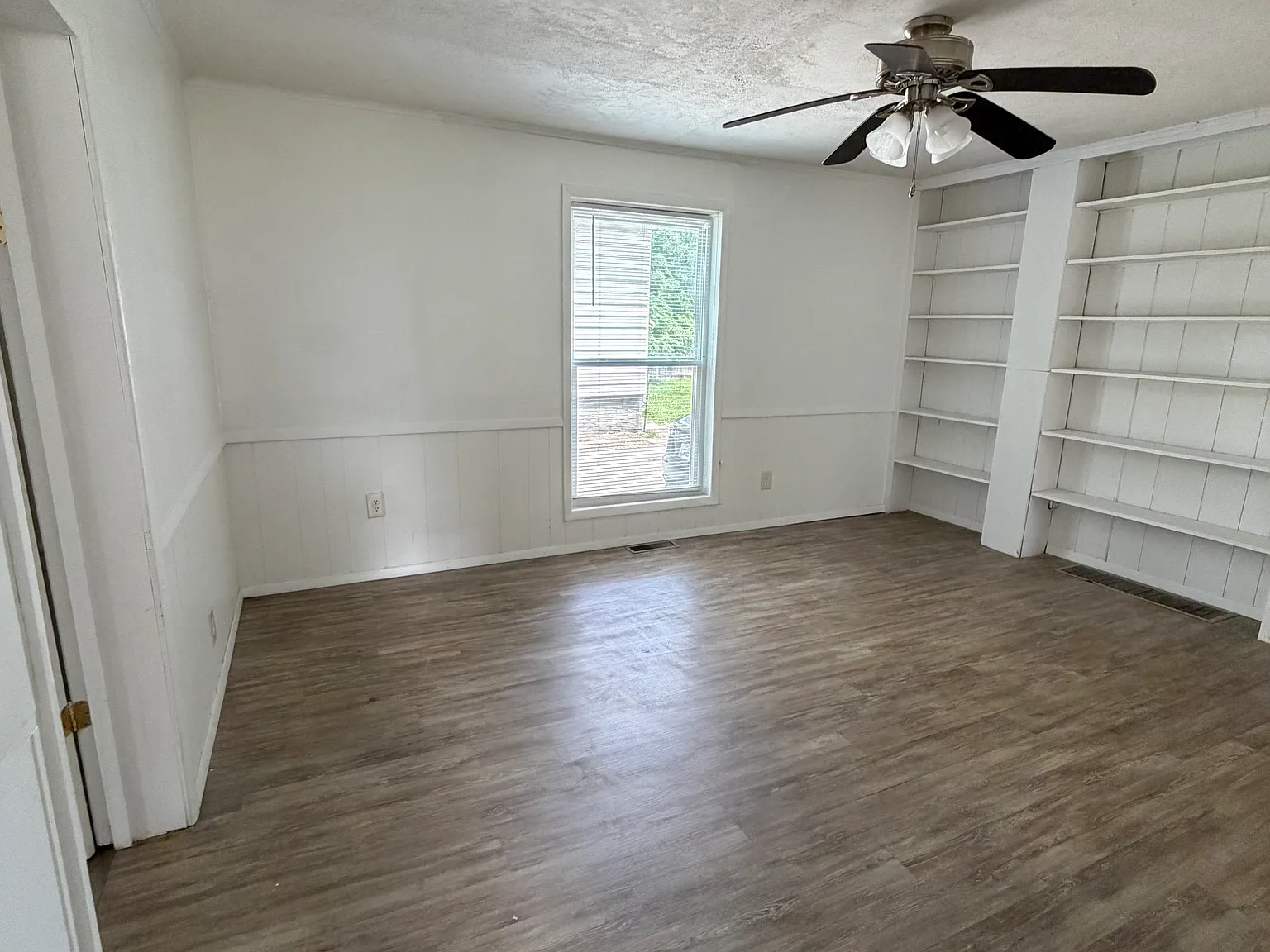 4 bed, 1500 sqft, $1,400 — Photo 4