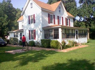 2477 E River Rd, Foster, VA 23056