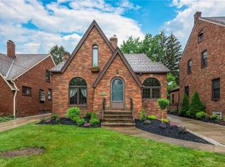 15428 Greenway Rd, Cleveland, OH 44111