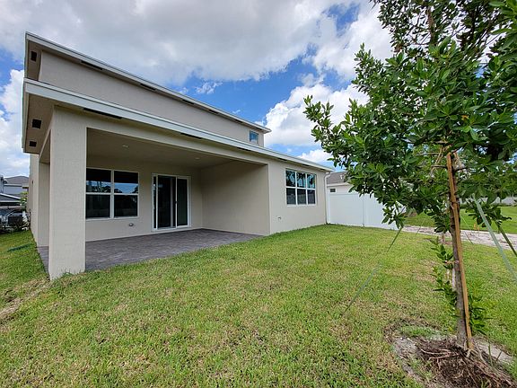 4th image of 6644 Pointe Of Woods Dr
