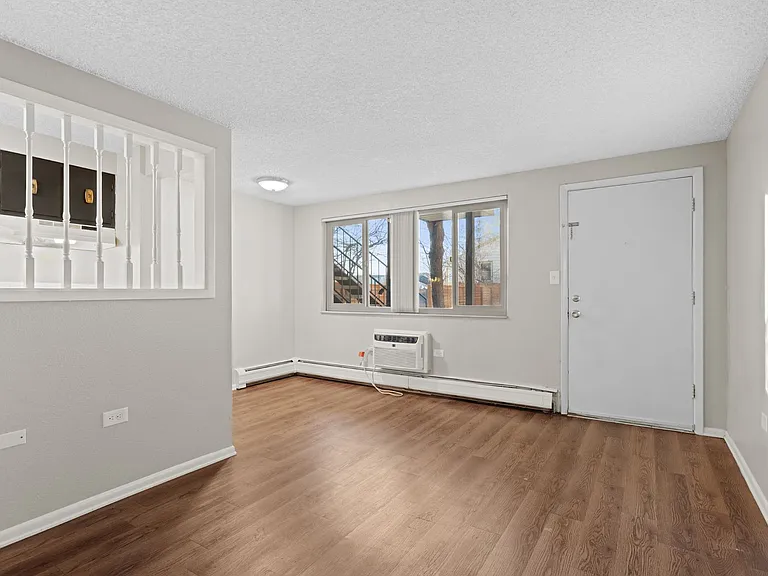 3535 S Pearl St — Photo 8