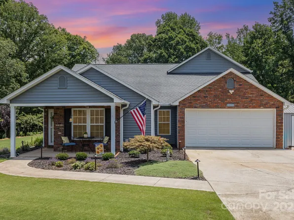 2301 Gleneagles Dr #13, Monroe, NC 28110