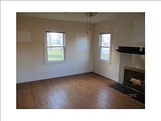 3rd image of 5865 E Raymond St