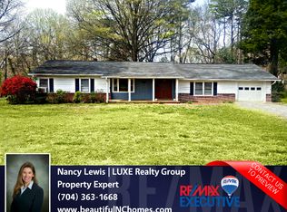822 Ford Dr, Lowell, NC 28098