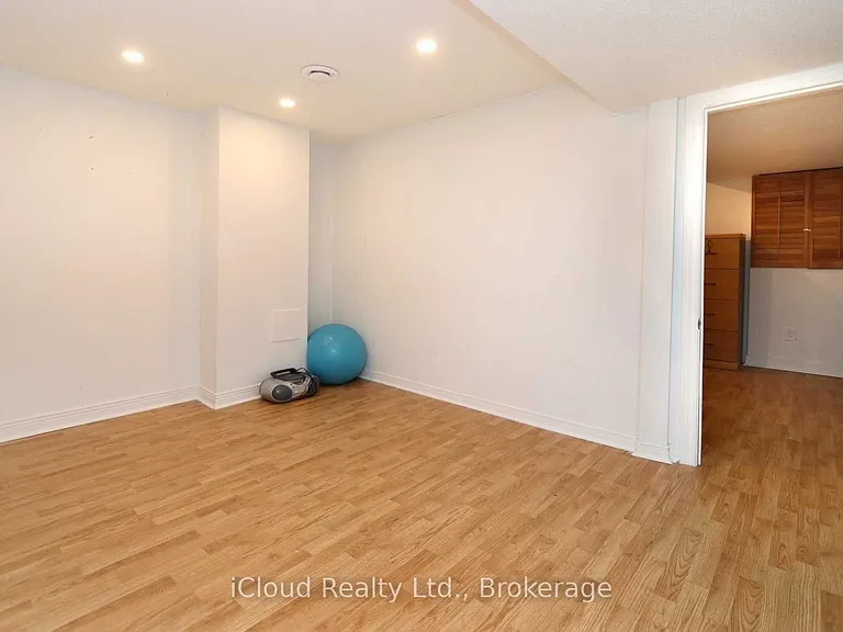 5659 Glen Erin Dr N #30 — Photo 15