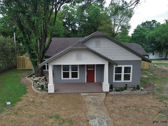 2nd image of 203 Holbrook St