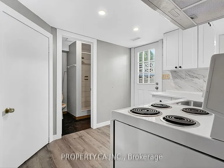 194 Merritt Ave — Photo 28