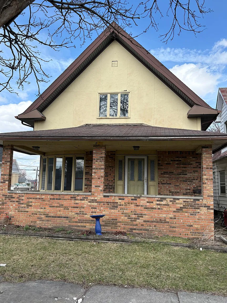 1027 Camden St photo 1