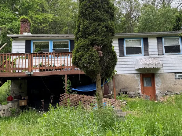 163 Karch Rd, Burgettstown, PA 15021