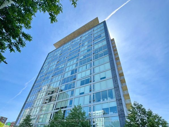 300 Lisgar St #809, Ottawa, ON K2P 0E2