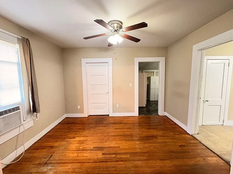 419 Central Ave — Photo 3