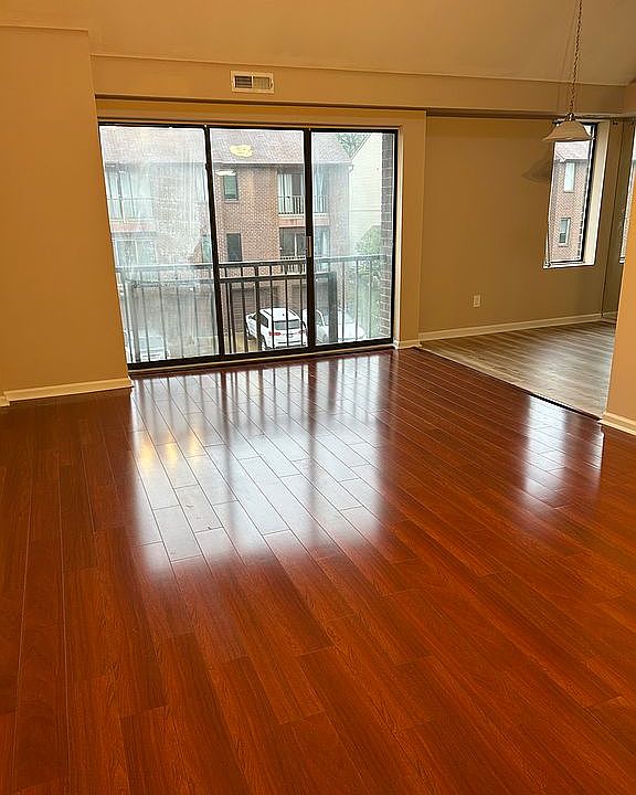 1st image of 9551 James St APT B