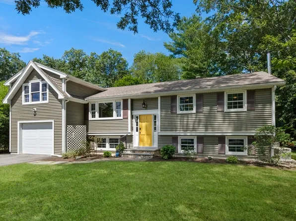 86 Christopher Rd, Holliston, MA 01746