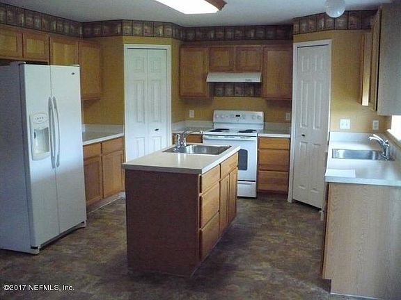 4th image of 4119 Half Moon Cir