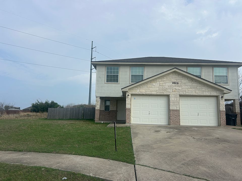 1st image of 2806 Windmill Ct Unit A