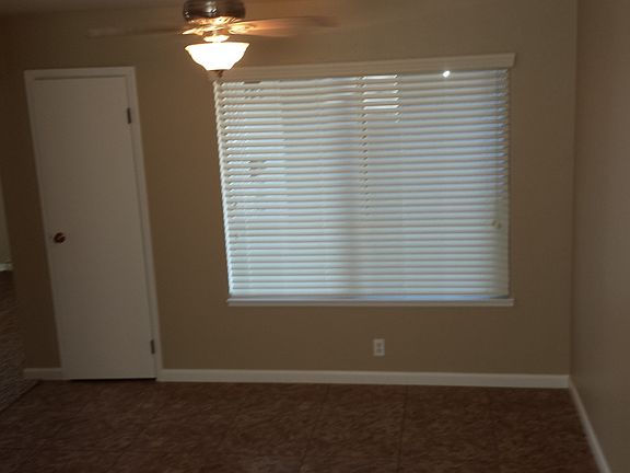 5th image of 1261 Crestwood Ave
