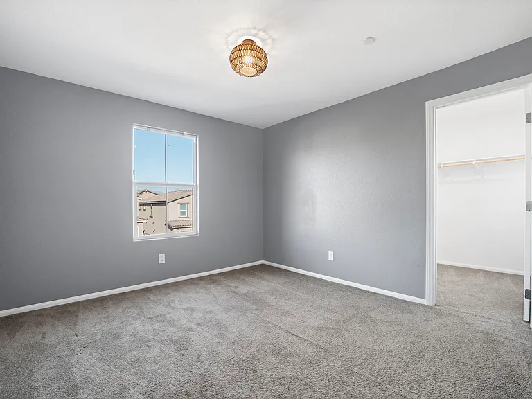 10949 Oregano Ave — Photo 47