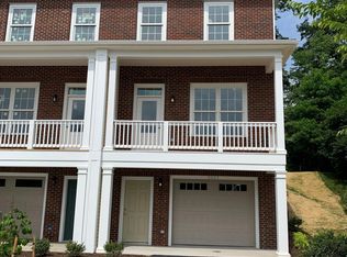 3833 Colonial Green Cir SW, Roanoke, VA 24018