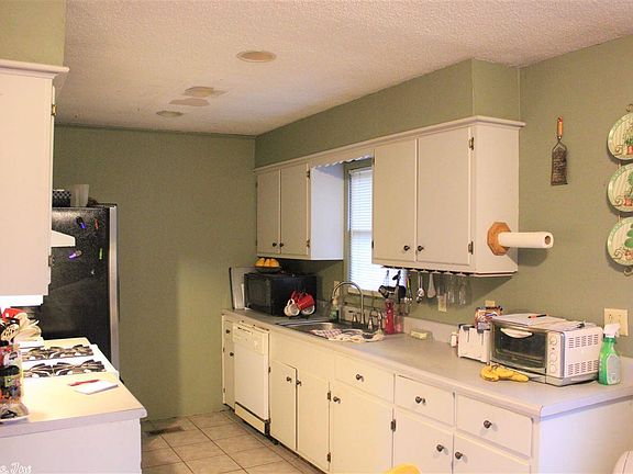 5th image of 2228 S 1st St