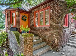 5330 SW Lander St, Seattle, WA 98116