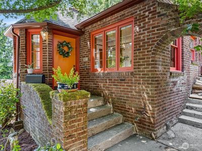 5330 SW Lander Street, Seattle, WA, 98116