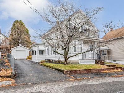 28 By St, Lowell, MA, 01850