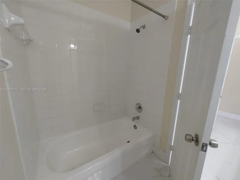 21872 SW 95th Pl — Photo 75