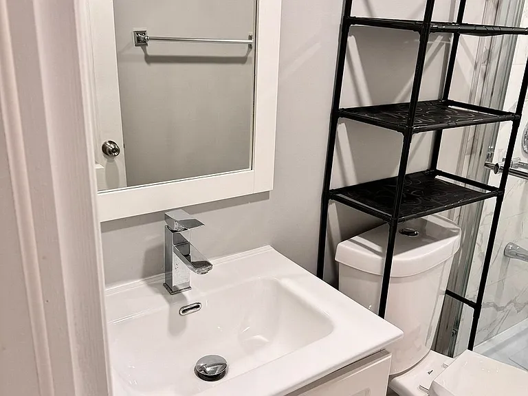 4 Gollop Cres — Photo 14