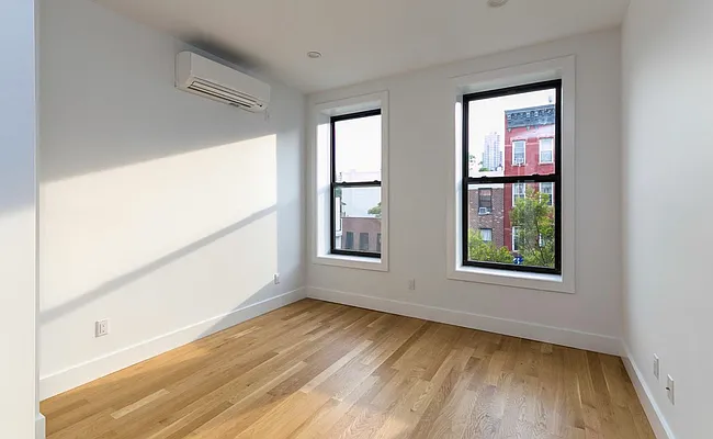 Rented by Terra Magia Inc | media 15