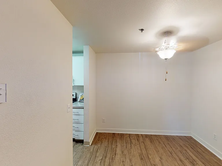 Crown Pointe — Photo 68