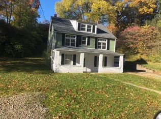 1296 Butler Rd #A, Springdale, PA 15144