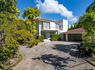 28 Dorado Bch E, Dorado, PR 00646