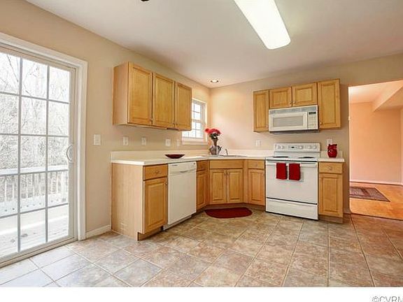 5th image of 1012 Telegraph Woods Dr